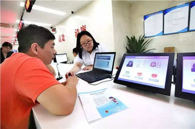 辦事不再反復(fù)跑！政務(wù)“VIP指導(dǎo)員”服務(wù)深入街道